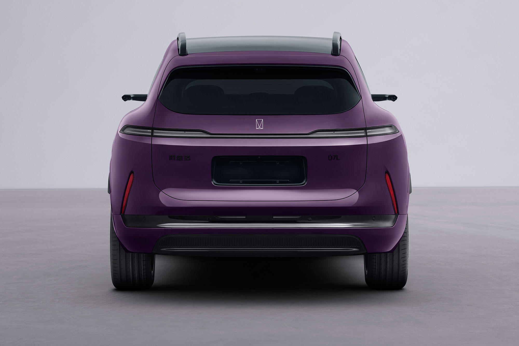 阿维塔 07L 新车申报:新增 1.5T 增程动力,定位中大型 SUV 车型实拍