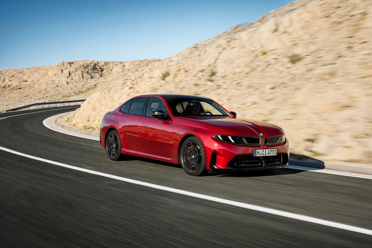 宝马第八代3系全球首发：M350 xDrive接替M340i，437马力+48V轻混，明年引入漂移模式 详情细节