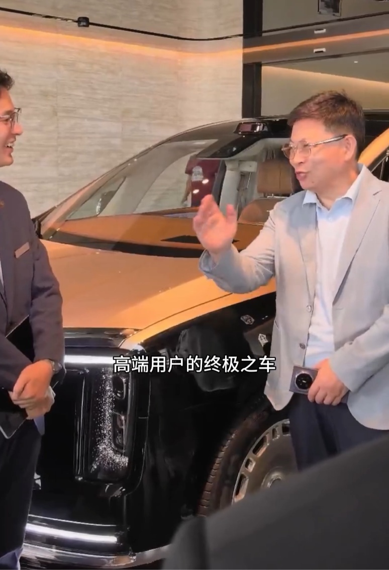 尊界SUV 2026年2/3月上市:余承东称定位超高端,价格极具竞争力 详情细节