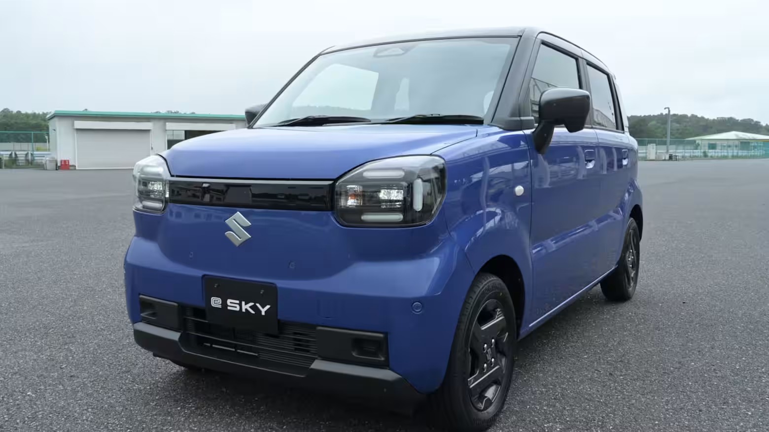 铃木首款电动 K-car e‑Sky 下月日本上市:定价低于比亚迪 Racco,续航达 310 公里