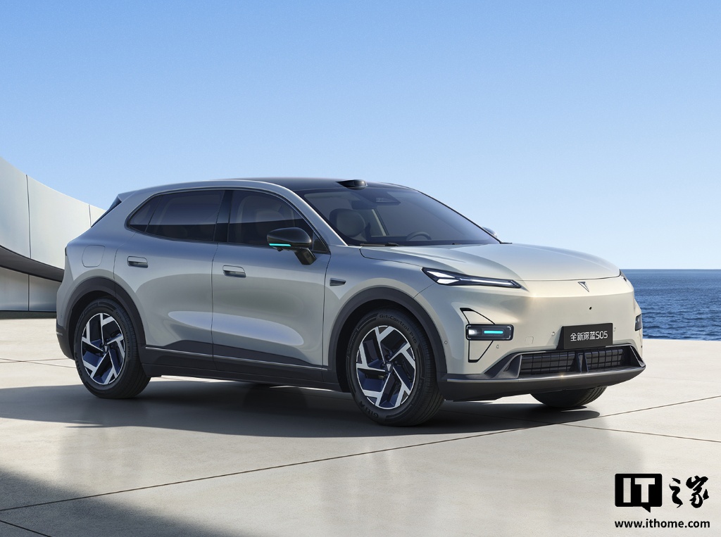 深蓝 S05 新增智能生态仪表屏:4.39 英寸 OLED 屏幕,纯电续航最高达 620km 详情细节