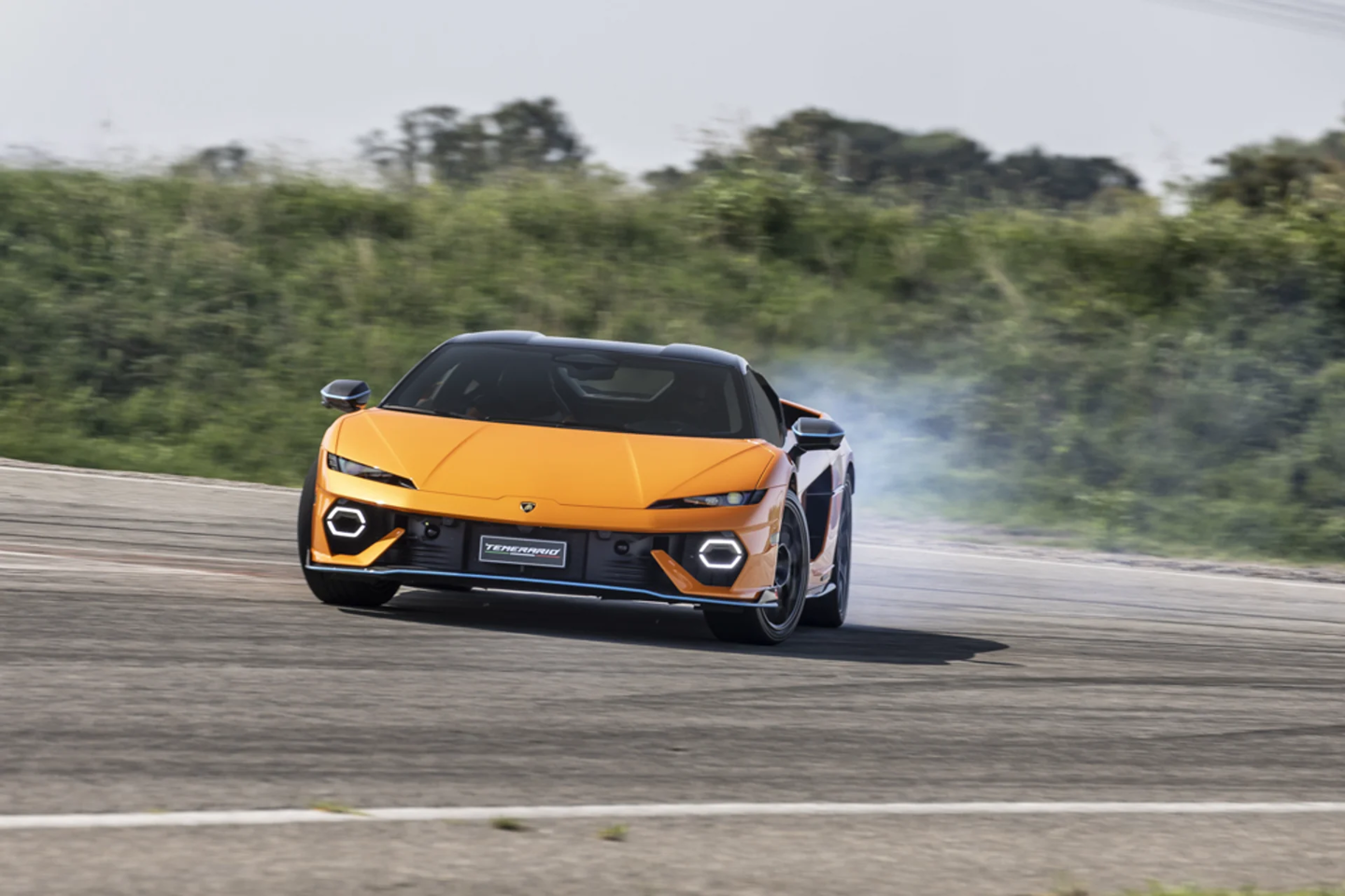 兰博基尼 Temerario 技术解析：4.0T V8 混动系统加持，10000rpm 红线与 677kW 综合功率
